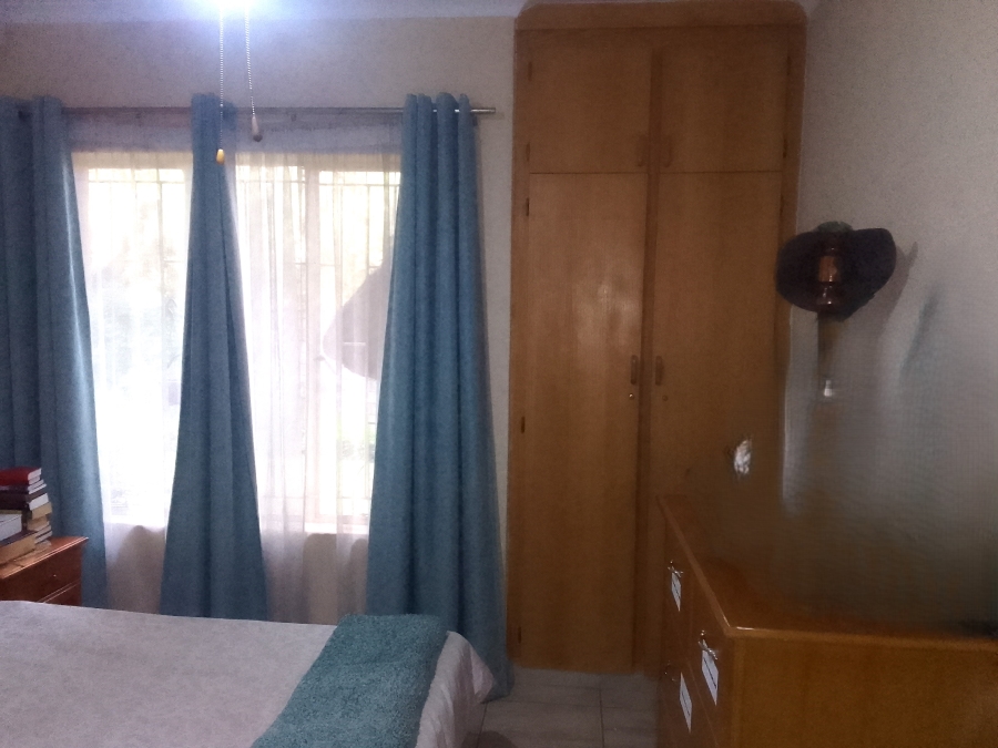 4 Bedroom Property for Sale in Geelhoutpark North West